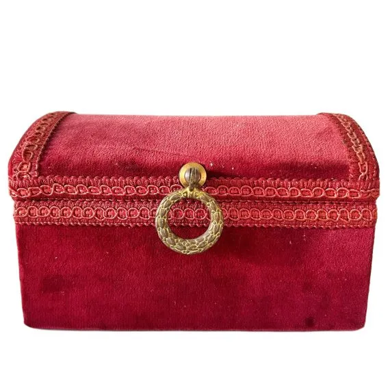Antieke bordeaux sieradendoos rode fluwelen Franse sieradenkist rood fluweel 1920’s