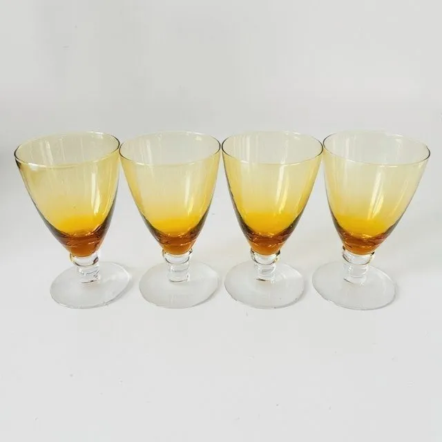 Vintage mid-century Kristalunie Carnaval Max Verboeket sherryglazen amber 1950’s - Afbeelding 4