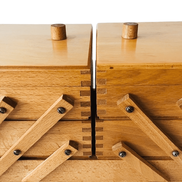 Mid-century uitklapbare houten naaikoffer Deens Design knutseldoos 1960’s - Afbeelding 5