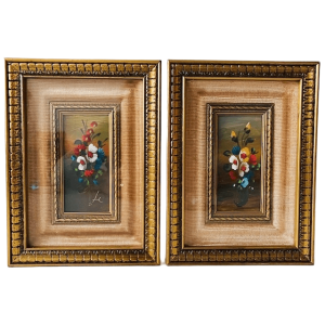 Set Mid-century Italiaanse olieverfschilderijen barok bloemen bloemboeket fluweel goud glas 1950’s