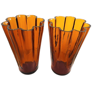 Set Art Deco Honingkleurige glazen gegolfde vazen amber 1920’s