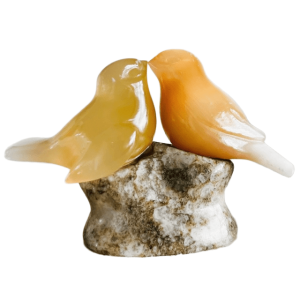 Vintage Russisch beeldje tortelduifjes seleniet satijnspaat maansteen graniet 1960’s