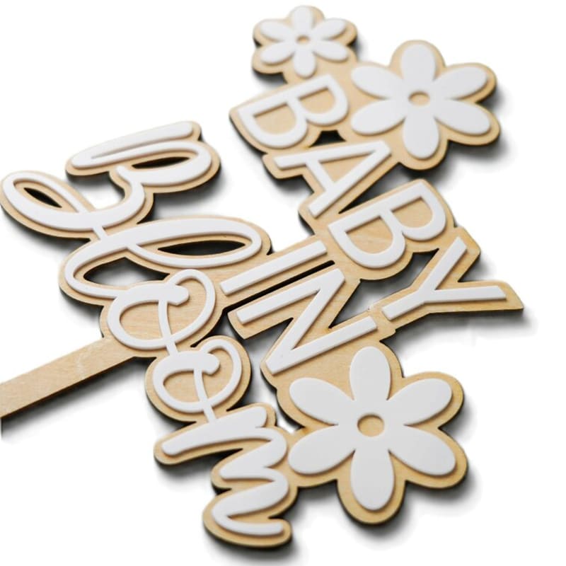 Cake Topper Baby in Bloom Flower – Hout/Acryl - Afbeelding 3